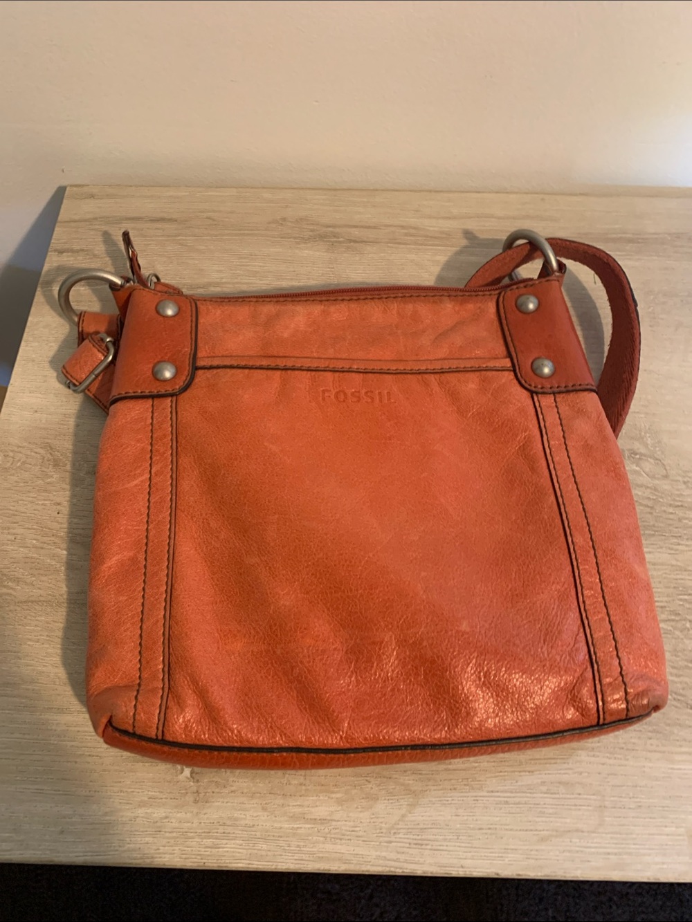 Fossil 9x9 leather bag